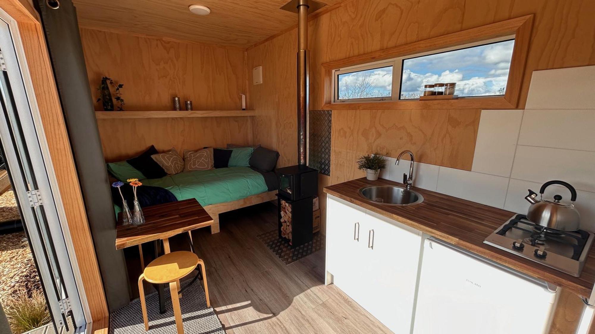 Cosy Tiny Container Cabin Carterton Ngoại thất bức ảnh